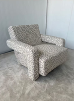 Fauteuil individuel vintage nordique de style moderne du milieu du siècle, avec structure en bois massif et revêtement en cuir véritable, fauteuil lounge design pour salon