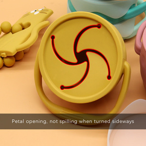 Hot Sale Food Grade Collapsible Silicone Baby Children Snack <b>Cup</b> With Transparent <b>Cover</b> Handle - Product Image 2