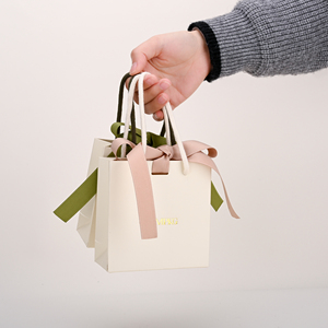 Bolsas de Regalo de Alta Gama con Logotipo Personalizado Estampado, Estilo 2026, con Asas de Listón Rosa para Joyería - Product Image 5