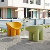 Chaise de jambe d'éléphant de conception nordique pour la maison et les événements Meubles en plastique durables pour des hôtels, des parcs et des chambres à coucher