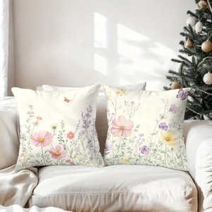 Coussins décoratifs floraux avec des papillons pour une canapé confortable près de chaussettes de Noël et de bois de cerf - Product Image 3