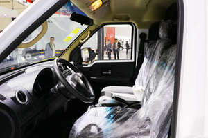 Nouveaux véhicules DFSK Euro 6 certifiés CEE, camions 100 % électriques Dongfeng Motor LHD EC35 avec caméra arrière à vendre - Product Image 2