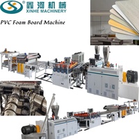 Machine automatique de fabrication de panneaux muraux en mousse PVC à économie d'énergie pour la décoration intérieure