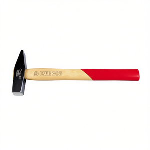 Martillo Usag382 de 382g con mango de madera y agarre rojo para trabajar con metal - Product Image 2