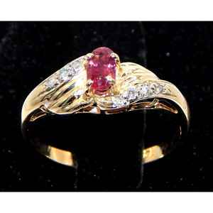 Anello con diamanti e rubino in oro 14k - Product Image 1