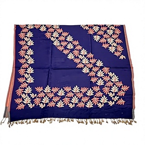 Chal de lana para mujer con estampado de hojas, bufanda larga azul marino para uso diario en invierno - Product Image 4