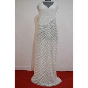 การออกแบบที่ไม่ซ้ํากันเสื้อผ้าอินเดียและปากีสถานทําด้วยมือลูกปัดทํางานด้านหน้าด้านหลังแผงผ้าลูกไม้สําหรับชุดมีจําหน่ายในราคาเบส - Product Image 3