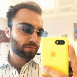 2019 แฟชั่นอินเทรนด์ผู้ชายผู้หญิงแว่นกันแดดทรงสี่เหลี่ยมสีแดงสีฟ้าสีเหลืองเฉดสี UV400 แว่นกันแดดทรงสี่เหลี่ยมไร้ขอบ - Product Image 2