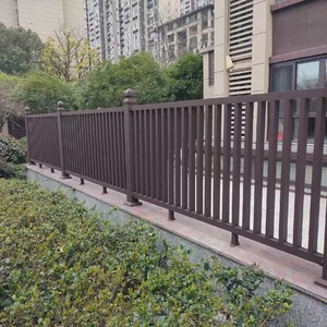 Pannelli di Recinzione Perimetrale in Ferro e Acciaio Nero per Esterni Casa e Giardino - Product Image 1