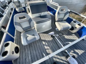 Bateaux de pêche ponton de sport relaxants de haute qualité en aluminium à grande vitesse de 15 pieds (4,6 m) - Product Image 5