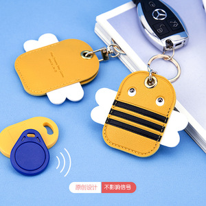 Étui de protection pour <span class=keywords><strong>AirTag</strong></span>, <span class=keywords><strong>porte</strong></span>-cartes d'accès, <span class=keywords><strong>porte</strong></span>-clés en cuir personnalisable motif dessin animé goutte d'eau carrée, <span class=keywords><strong>porte</strong></span>-clés en métal mignon - Product Image 4