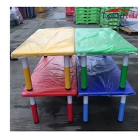 Meilleure vente en gros Meubles modernes pour bébé, ensembles Tables et chaises en plastique coloré pour la maternelle et les écoles maternelles