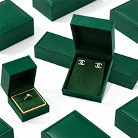 Boîte à bijoux simple en velours vert foncé personnalisée, boîte à bijoux personnalisée avec logo, ensembles de bijoux pour femmes, ensembles de bijoux de créateurs
