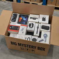 Lot de drones débutants en boîte mystère, téléphone portable, tablette, clavier de jeu, écouteurs sans fil, montre connectée, batterie externe pour les détaillants