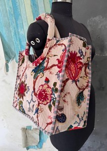 Bolso Tote Acolchado de Algodón, Hecho a Mano, con Estampado Tradicional Indio, para Viajes, Compras, Bolso de Hombro - Product Image 4
