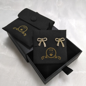 Bolsa de Joyería de Gamuza Rosa con Logotipo Grabado, con Caja y Almohadilla Interior, Bolsas de Joyería de Microfibra de Gamuza - Product Image 4