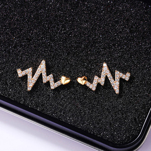 Heartbeat Lightning Stud Earrings for Women Creative Sparkling Fashion Jewelry Wholesale - Product Image 6