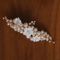 Serre-tête Fleur Céramique Marguerite Fait Main pour Mariage et Séance Photo – Bijou Cheveux Mariée