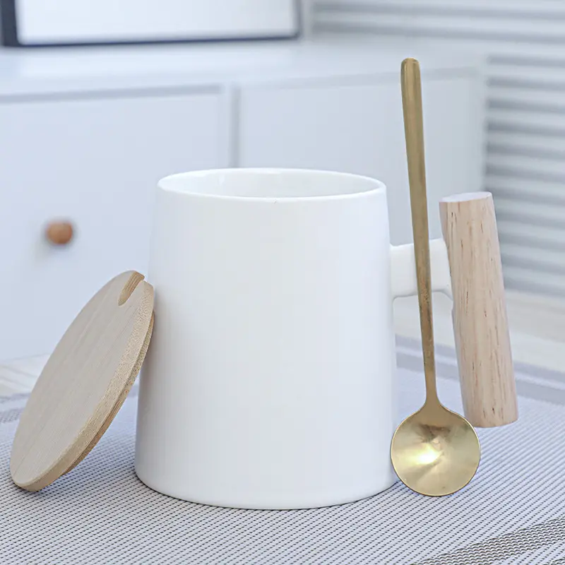 Joinste- Delicate Simple Wood Handle Ceramic Mug Custom Shape Mugs ,Holiday Gift Mug Manufacturer