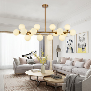 Vente en gros de lampes à <span class=keywords><strong>suspension</strong></span> dorées nordiques personnalisables Hauteur réglable Droplights d'intérieur avec lustre globe en verre blanc laiteux - Product Image 5