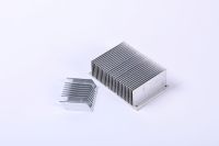 OEM personnalisé aluminium anodisé CNC usinage extrusion dissipateur de chaleur produit Offre Spéciale découpe de fabrication de tôle sur mesure