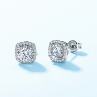 Boucles d'oreilles clous en moissanite taille brillant ronde en forme de coussin avec halo, en argent sterling 925, bijoux raffinés pour femmes et hommes