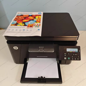 Imprimante multifonction laser couleur LaserJet Pro MFP M176n d'occasion, 90 % neuve, vitesse d'impression rapide, équipement de bureau multifonction - Product Image 1