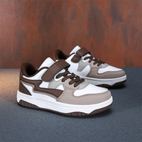 Sepatu Sneakers Anak 2026 Model Terbaru, Sepatu Kasual Atletik Anti Air dengan Penutup Velcro dan Motif Kartun