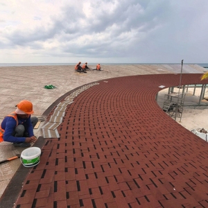 Glasfaser-Architektur-Asphaltschindel 1000mm Feuerfest Anti-UV Langlebig Winddicht Wasserdicht Hitzebeständig Modernes Haus - Product Image 1