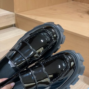 Zapatos de Cuero Genuino con Suela Gruesa, Mocasines con Punta Abierta que Aumentan la Altura, Estilo 2026, Clásicos Británicos Escolares Negros - Product Image 6