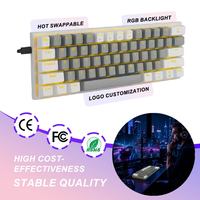 Vente en gros 60% clavier de jeu 61 touches ordinateur filaire led gamer clavier mécanique échange à chaud