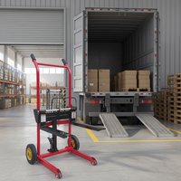 Chariot manuel stable et polyvalent pour le levage et le déchargement de palettes, facile à utiliser et peu exigeant en termes de manutention.