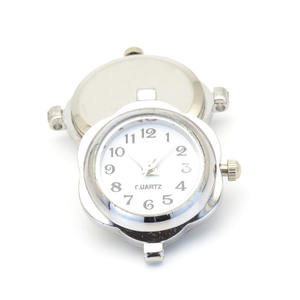 Diamante Blanco Moda Trébol de cuatro hojas Reloj Dial Reloj Placa Tendencia Pulsera Reloj de cuarzo - Product Image 5