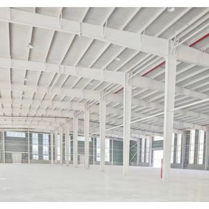 Structure en acier préfabriquée à plusieurs étages avec panneaux sandwich pour salle de sport, basket-ball, <span class=keywords><strong>badminton</strong></span>, design moderne de haute qualité, garantie 5 ans et plus - Product Image 2