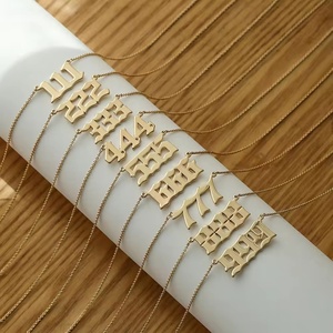 Collar con Colgante de Número Digital Personalizado para Mujer, Chapado en Oro de 18K de Alta Calidad, Acero Inoxidable 316L, Joyería de Moda con Letra - Product Image 1