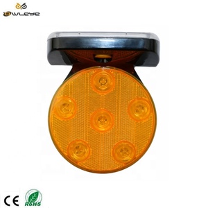 Lámpara de Advertencia LED Solar con Más de 120 Horas de Duración <span class=keywords><strong>para</strong></span> Seguridad Vial - Product Image 2