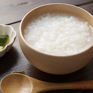 Gachas de Arroz Japonesas de Sabor Suave con Ciruela en Bolsa Retortable - Product Image 2