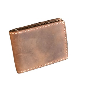 Cartera de Cuero Minimalista Bifold para Hombre con Bloqueo RFID Personalizada Boshiho, Cartera de Hombre Hecha a Mano - Product Image 1