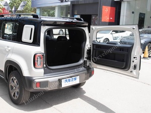 Mini coche eléctrico Wuling, coche SUV barato de China, SUV de 5 puertas y 5 asientos, vehículo eléctrico con volante a la derecha, vehículo eléctrico Baojun Yep Plus - Product Image 5