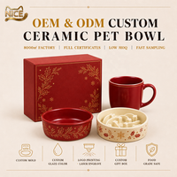 NicePets OEM ODM Coffret cadeau pour propriétaires d'animaux de compagnie pour Noël |   Bol à alimentation lente Holly en céramique |   Ensemble Premium pour Chats et Chiens Rouge Or