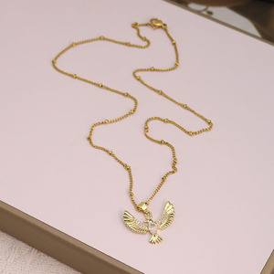 Collar con Colgante de Águila y <span class=keywords><strong>Gaviota</strong></span> con Micro Pavé de Circonitas Cúbicas y Baño de Oro de 18k, Cadena de Acero Inoxidable, Modelo NZ1488 - Product Image 2