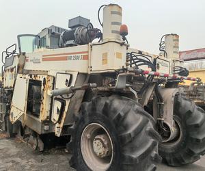 Wirtgen WR2500s Año 2003 Recicladora en Frío/Mezcladora de Carreteras de Segunda Mano/Usada WR2000 WR2500s WR2500k WR200 WR240 WR260 Regeneración en Frío - Product Image 2