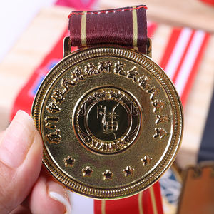 Torneo niño Aleación de Zinc fútbol americano velocidad patín caballo Color Metal deportes personalizado Irregular medalla cordón - Product Image 5