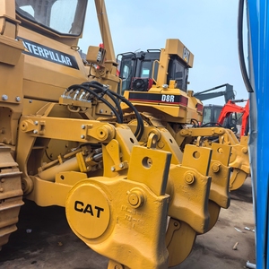 Bulldozer CAT D8K d'occasion avec une puissance élevée, un tracteur à chenilles haute performance pour travaux lourds de terrassement à vendre - Product Image 5