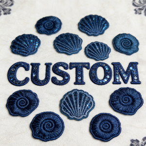 Toppe Personalizzate <span class=keywords><strong>con</strong></span> Logo Ricamato in Strass Luccicanti e Perline Glitterate <span class=keywords><strong>Argento</strong></span> per Cappelli, Abbigliamento, Scarpe e Borse - Product Image 6