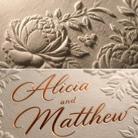 Tarjeta de Invitación de Boda con Letras en Relieve 3D |   Inserto Ovalado de Cartón con Relieve Floral Intenso Personalizado