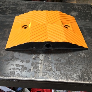 Fabricante Venta al aire libre barato badén joroba de velocidad de Speed Bump - Product Image 6