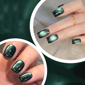 Gel magnétique pour ongles couleur émeraude foncé, ultra brillant, semi-permanent, à retirer par trempage, gel UV pour manucure, vernis à ongles pour nail art - Product Image 4