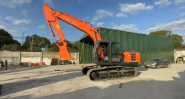 Excavatrice Hitachi Zx200 d'occasion, 20 tonnes, de marque Hitachi, fabriquée au Japon, machine de construction à vendre - Product Image 3