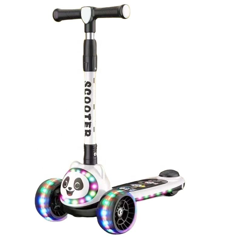 キックスクーター ディズニー プリンセス 光る キックボード ライト